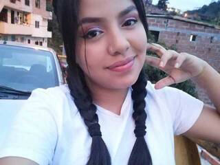 エロティックなビデオチャット BelindaBecker