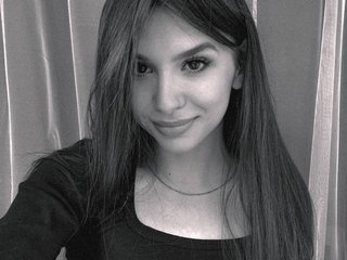 エロティックなビデオチャット Bella-Twix