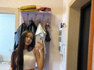 エロティックなビデオチャット BellaBrowns