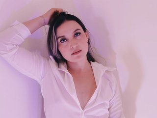 エロティックなビデオチャット Bellamiller04