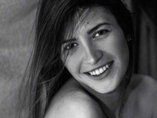 エロティックなビデオチャット BellaMitcher1