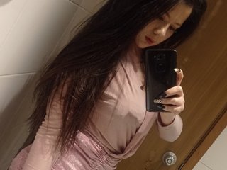 エロティックなビデオチャット bellarosesquirt