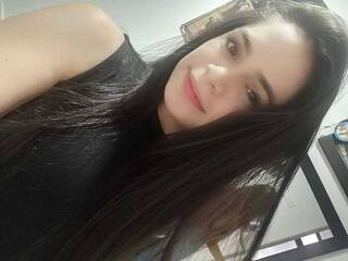 エロティックなビデオチャット bellaswam