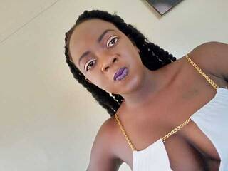 エロティックなビデオチャット bellatitty