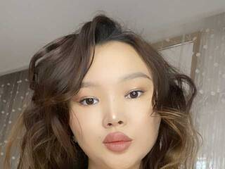 エロティックなビデオチャット BellaYu