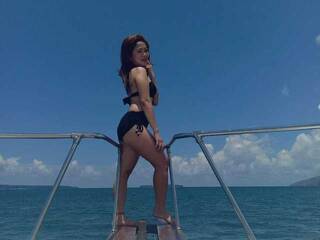 エロティックなビデオチャット Belle131