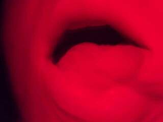 エロティックなビデオチャット bendybelle