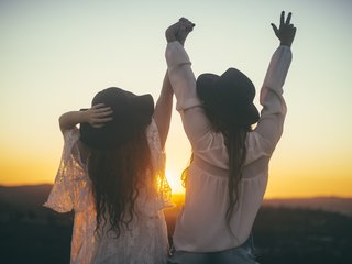 エロティックなビデオチャット bestie-moons