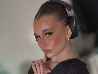 エロティックなビデオチャット BettyGrey