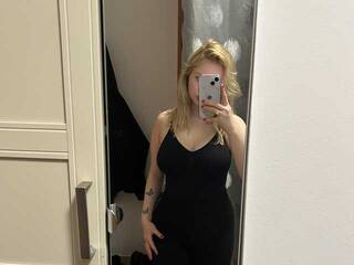 エロティックなビデオチャット Biankaa999