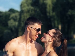 エロティックなビデオチャット big-love-of-hot-couple