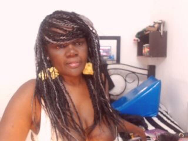 ブロードキャストスクリーンショット BigBustyBlack