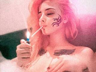 エロティックなビデオチャット BitchSamka