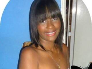 エロティックなビデオチャット black-ruby