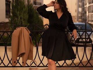 エロティックなビデオチャット Black00pearl