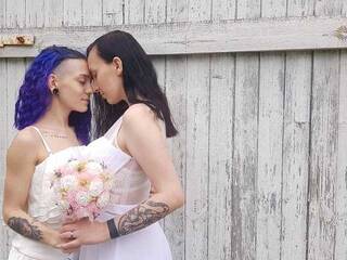 エロティックなビデオチャット BlackCherryes