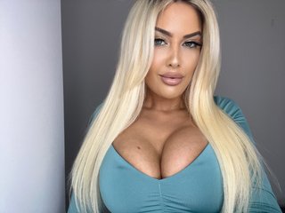 エロティックなビデオチャット BlancheSummer