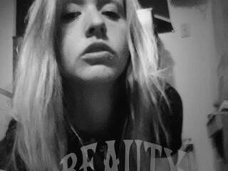 エロティックなビデオチャット bleezybae