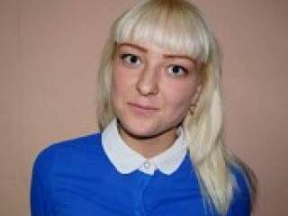 エロティックなビデオチャット blondayes