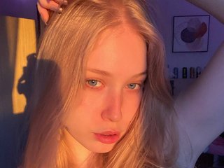エロティックなビデオチャット blondieangelme