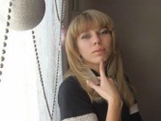 エロティックなビデオチャット blondlora