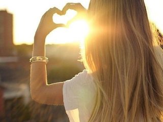 エロティックなビデオチャット blondylady