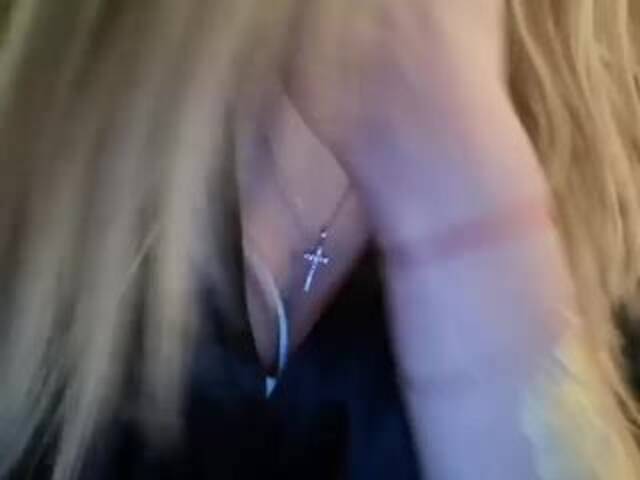 ブロードキャストスクリーンショット Aksiniyaa