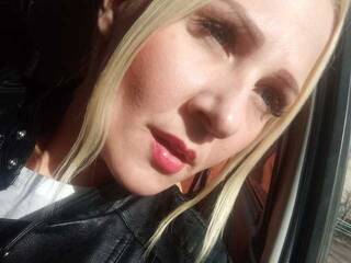 エロティックなビデオチャット bold69paint