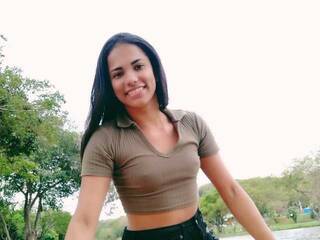 エロティックなビデオチャット MorenaGoldd