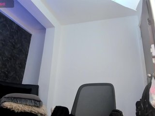 エロティックなビデオチャット BeshaMoore