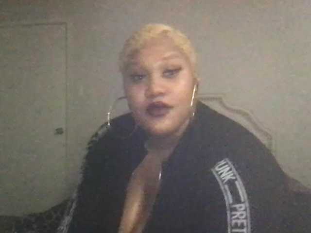 ブロードキャストスクリーンショット ChichiTheBBW