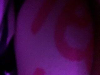 エロティックなビデオチャット LittleToxic