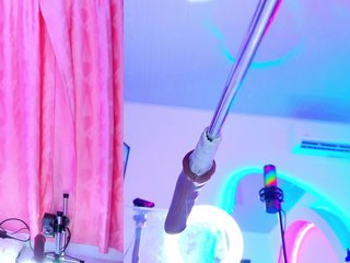 エロティックなビデオチャット NathaxaLeans