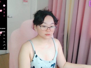 エロティックなビデオチャット MCutie