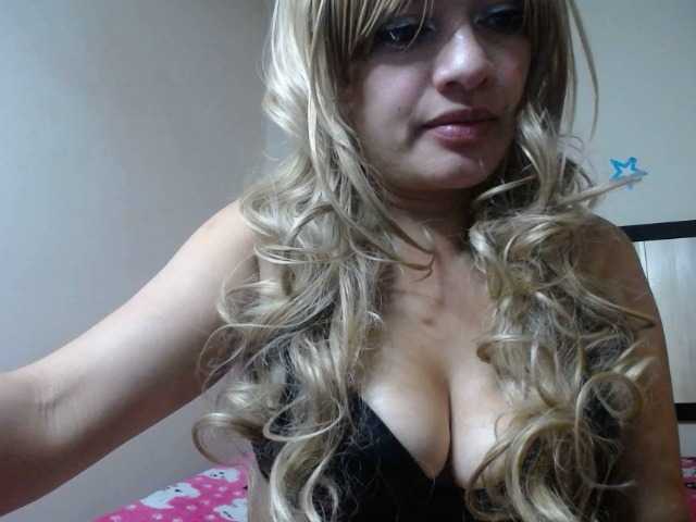 ブロードキャストスクリーンショット Sofia-hot