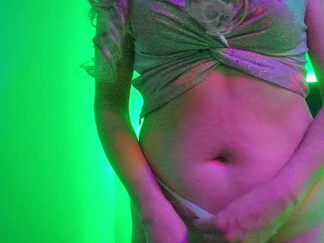 ブロードキャストスクリーンショット Sofia-hot