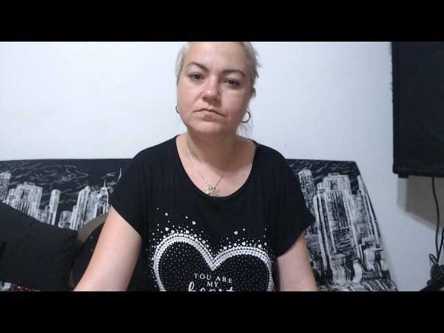 ブロードキャストスクリーンショット Softhottmilf