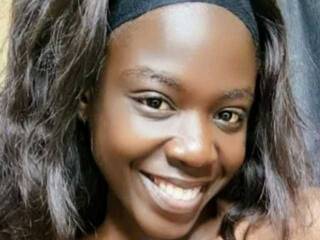 エロティックなビデオチャット Bratz22