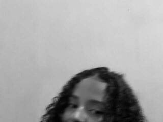 エロティックなビデオチャット BrazilianHot21