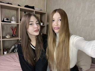 エロティックなビデオチャット BrendiAlexis