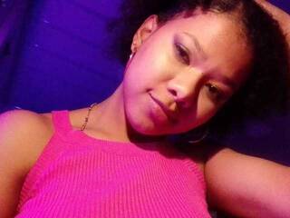 エロティックなビデオチャット Brhisney_