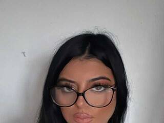 エロティックなビデオチャット BridgitteBia