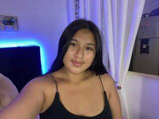 エロティックなビデオチャット BrinkyMM