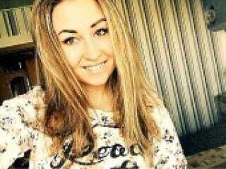 エロティックなビデオチャット brooklynka