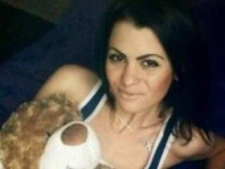 エロティックなビデオチャット brunette33