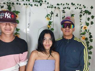 エロティックなビデオチャット brutal-sex-room