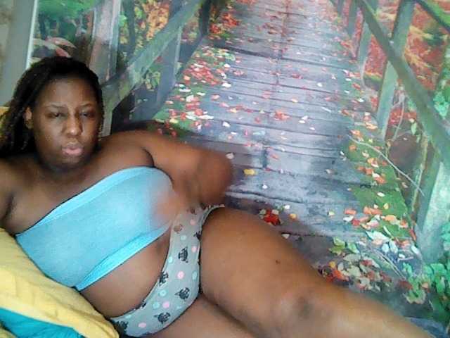 写真 bubbliciousbb #bbw #ebony #new #squiter #mature #lushon