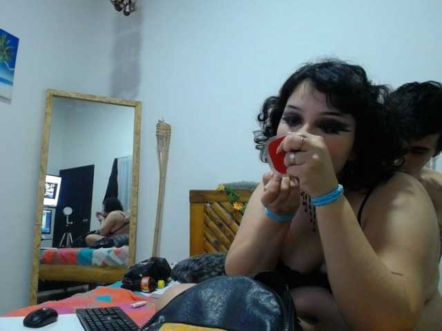 ブロードキャストスクリーンショット Bugs-lola