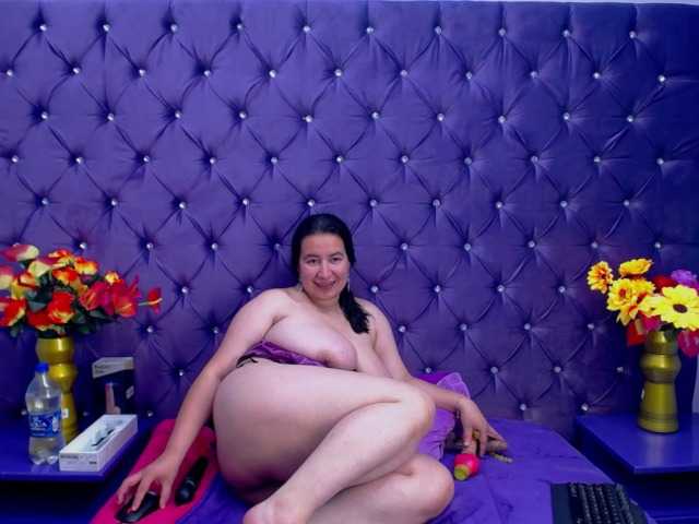 写真 BulmaPrinces I am a beautiful and very hot girl I love playing everything #bigboobs #bbw #curvy #natural I LOVE ANAL ....