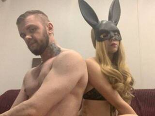 エロティックなビデオチャット bunny-hunter